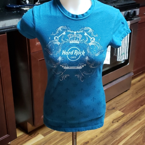 Hard Rock Cafe Tops - Women's Hard Rock Cafe Shirt